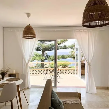 Araucaria House *